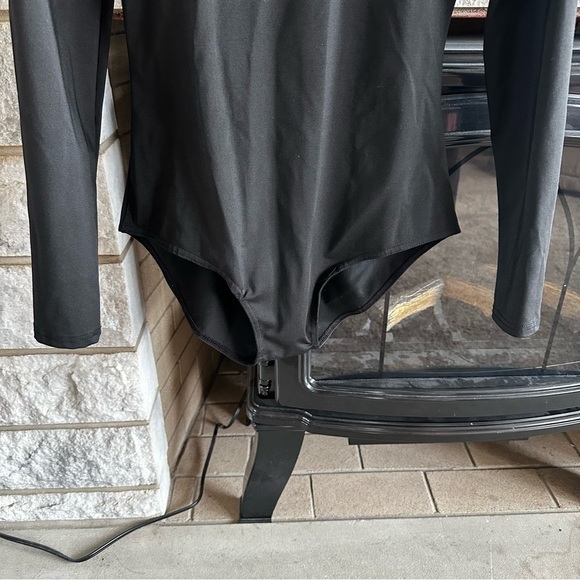 Black Long Sleeve Bodysuit adult medium back zip closure - Picture 3 of 6